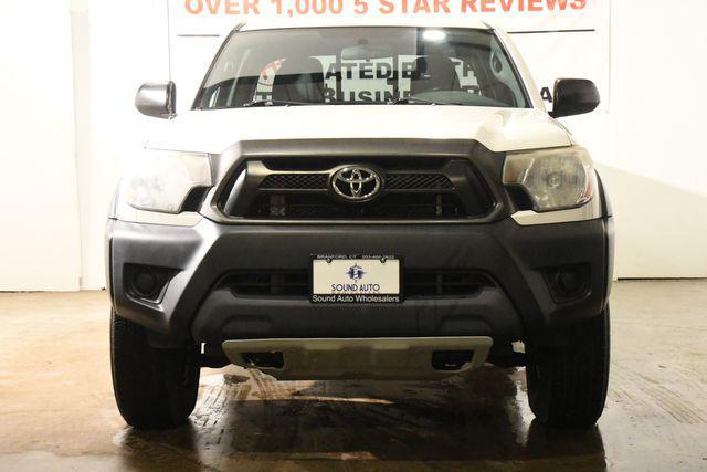 2015 toyota tacoma base
