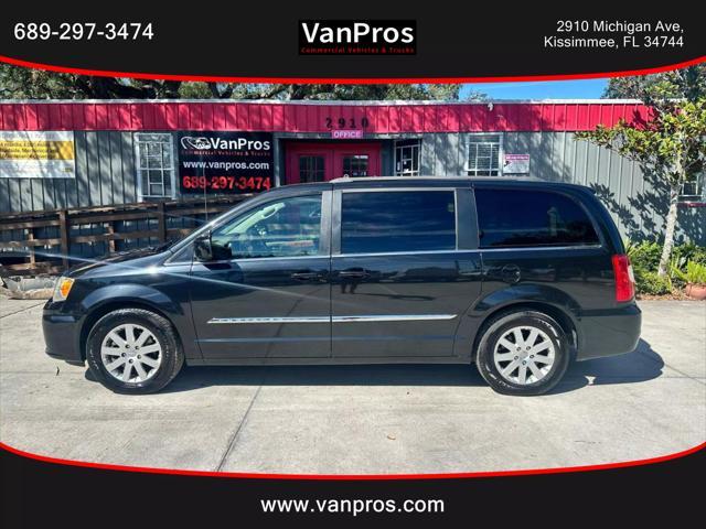 2016 chrysler town & country touring