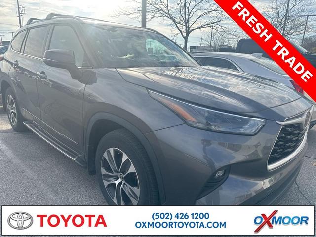 2022 toyota highlander xle