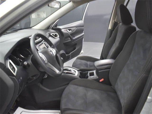 2015 nissan rogue sv in brunswick, ohio