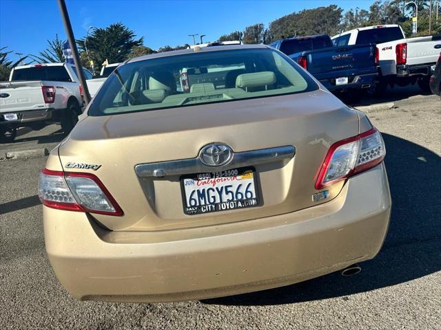 2011 toyota camry hybrid base