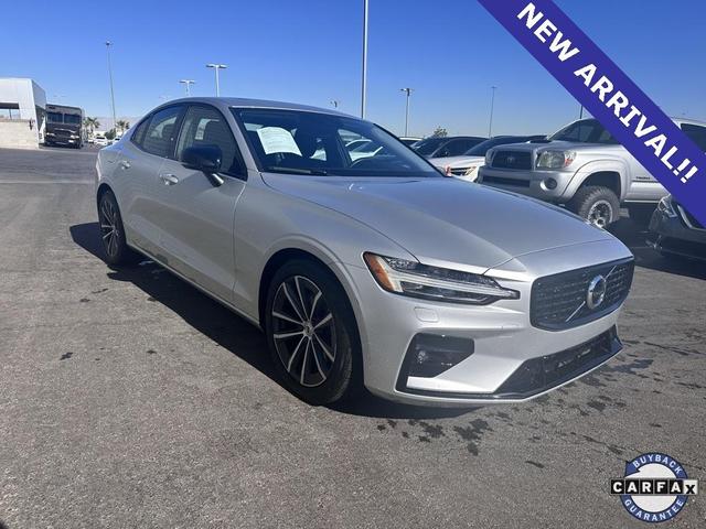 2022 volvo s60