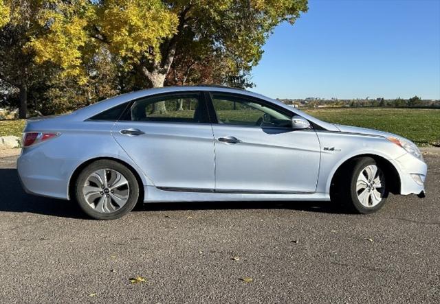 2013 hyundai sonata hybrid limited