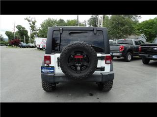 2015 Jeep Wrangler s
