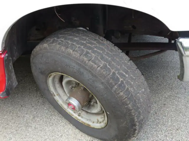 1993 f 250 4x4 351 windsor e4od transmission 8 ' box tree damage