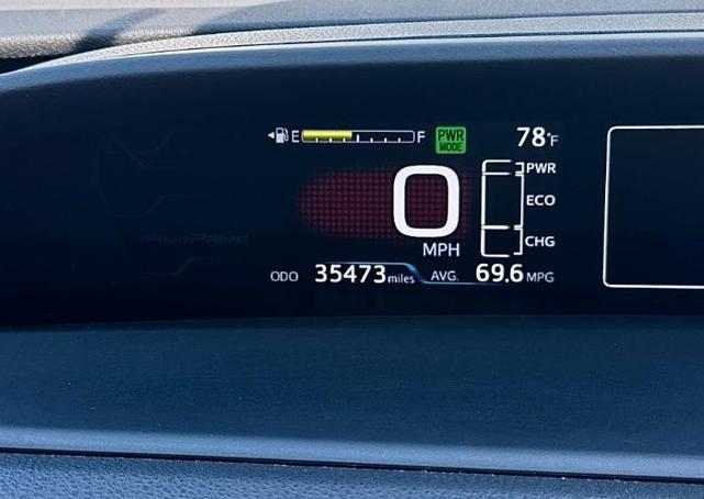 2017 toyota prius prime plus