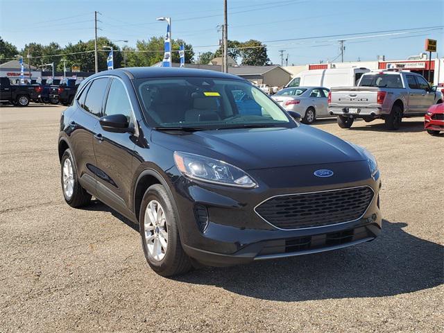 2021 ford escape se