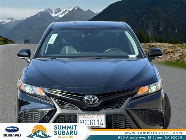 2023 toyota camry se