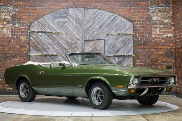 72 white power top steering 302ci v8 green vinyl bucket seats