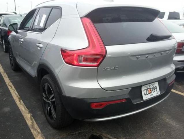 2024 volvo xc40 b5 core