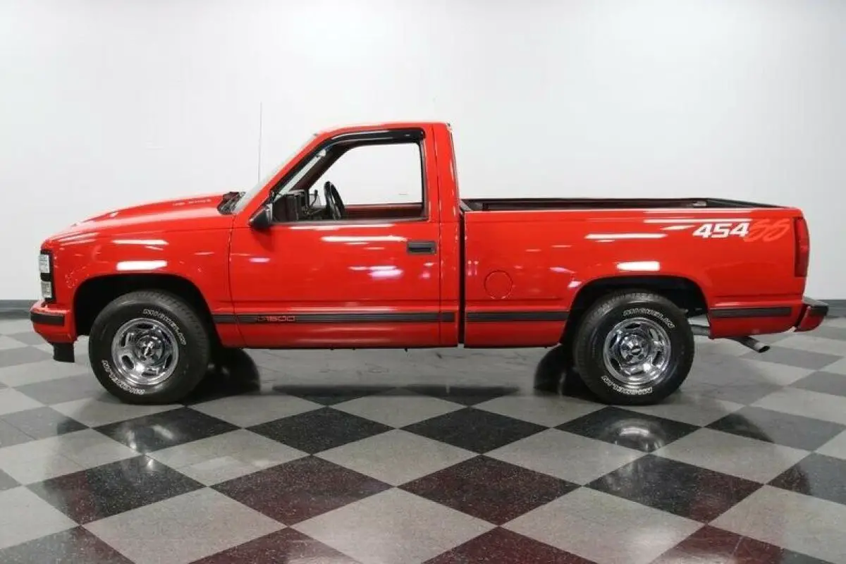 classic chevy bbc sports truck red cloth interior pickup