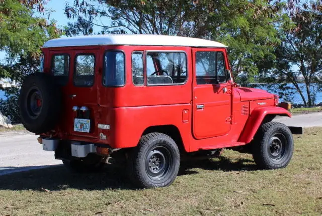 very original and very collectable toyota land crusier 4 x 4 bj-40 diesel