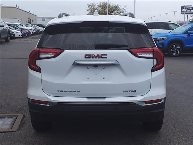 2022 gmc terrain awd at4