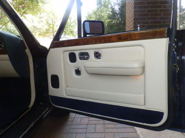 1992 bentley turbo r base sedan 4-door 6.7l