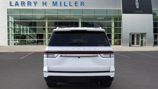 2024 Lincoln Navigator