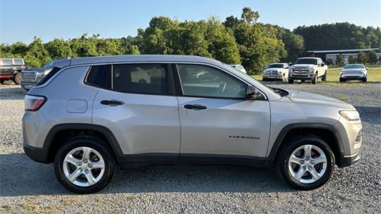 2023 jeep compass sport
