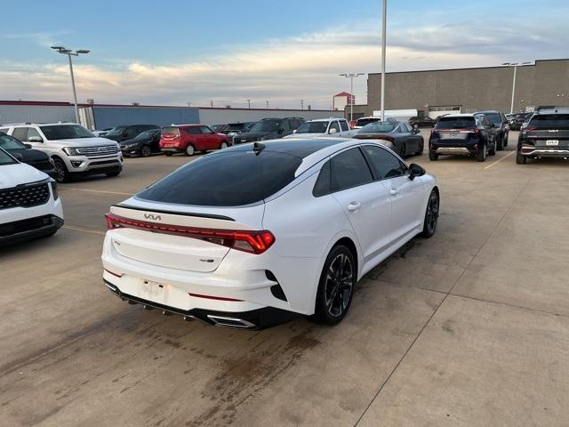 2022 kia k5 gt-line