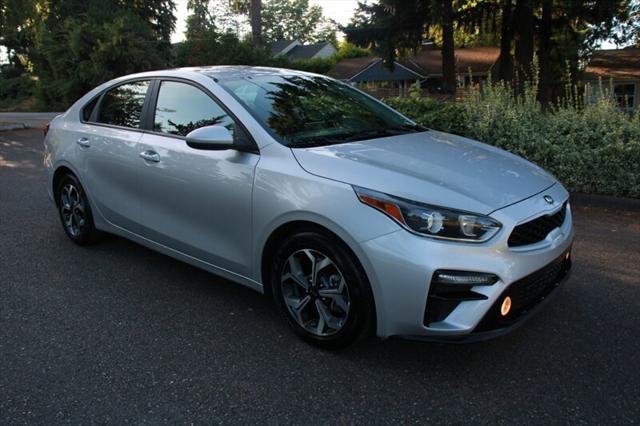 2021 kia forte lxs
