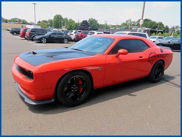 2016 dodge challenger srt hellcat