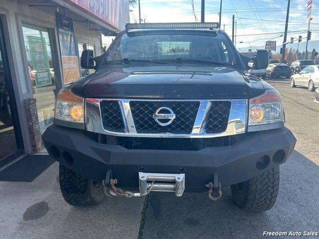 2011 nissan titan sl