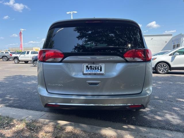 2020 chrysler pacifica limited