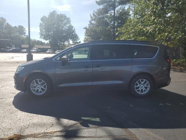2022 chrysler pacifica touring l