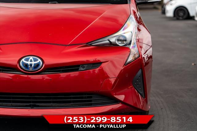 2018 toyota prius three