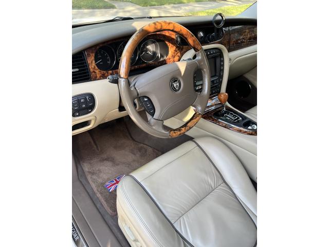 2007 jaguar xj8 l