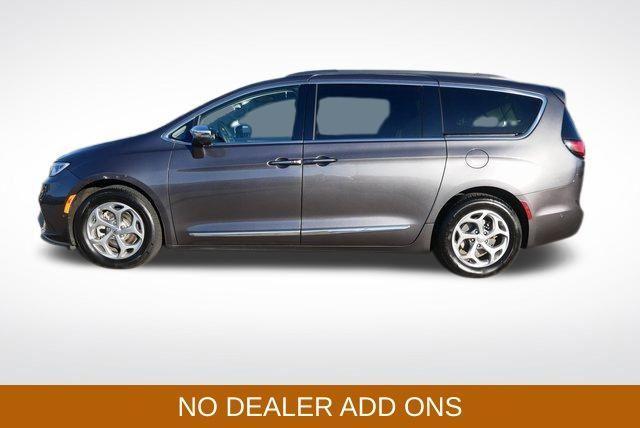 2022 chrysler pacifica limited