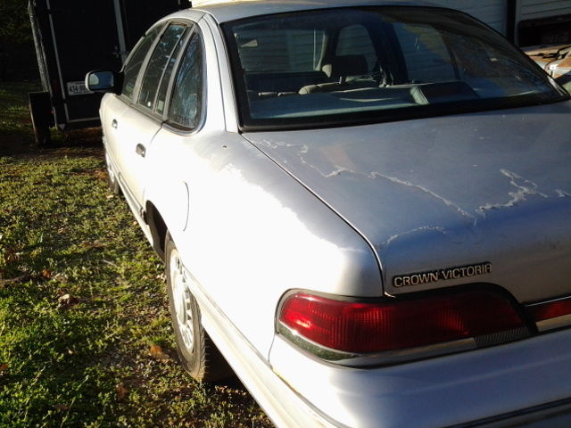 1993 crown victoria 93 4 dr sedan crown vic