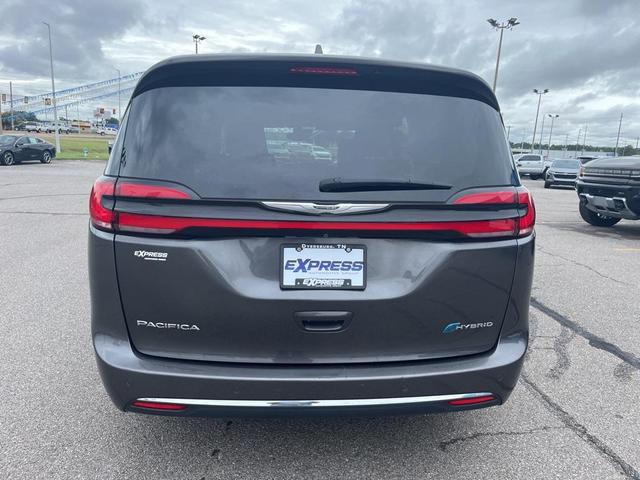 2022 chrysler pacifica hybrid touring l
