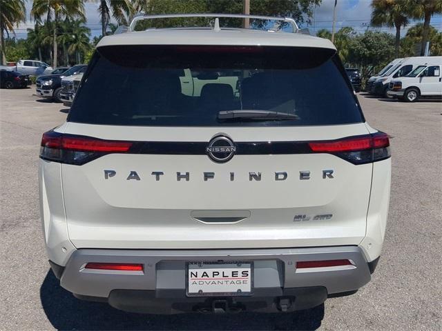 2023 nissan pathfinder sl