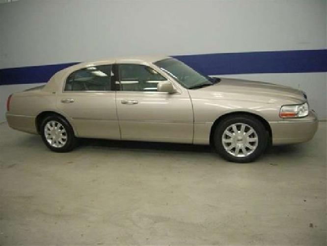 2009 lincoln town car signature limited in richmond, va