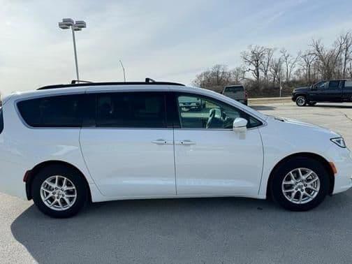 2022 chrysler pacifica touring-l in plattsmouth, nebraska