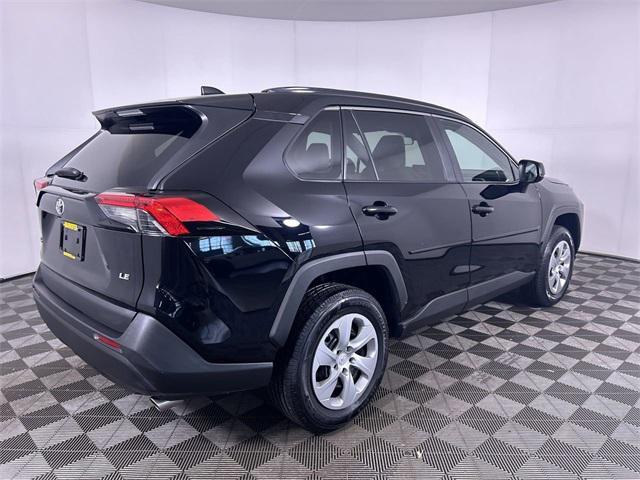 2021 toyota rav4 le