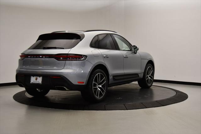 2024 porsche macan base