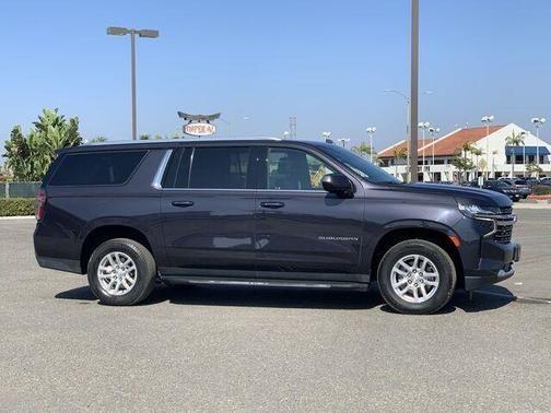 2023 chevrolet suburban