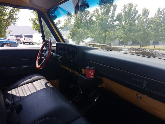 1984 chevy k10 4x4, shortbox truck, 350 v8, manual 4 speed transmission, custom