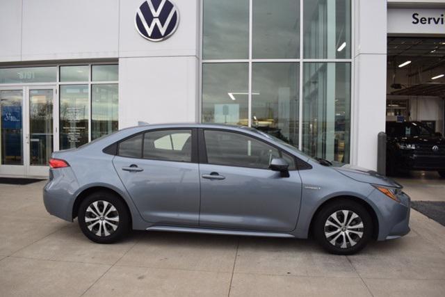 2021 toyota corolla le