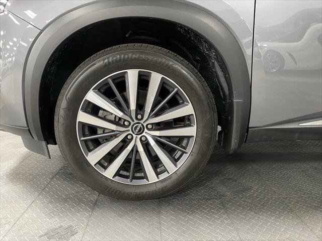 2022 nissan pathfinder platinum 4wd