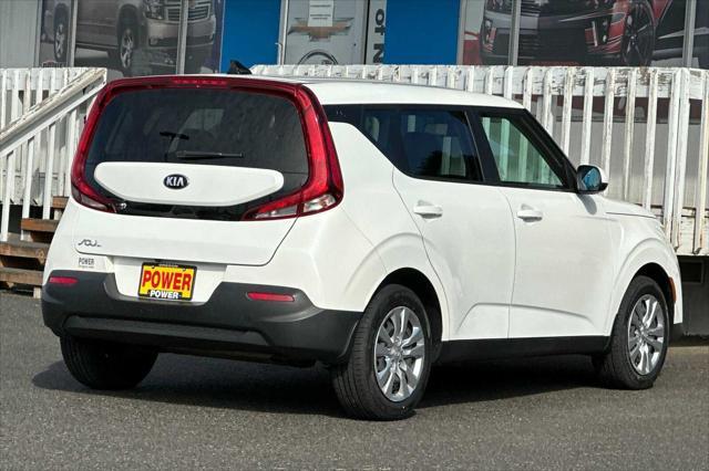 2021 kia soul lx