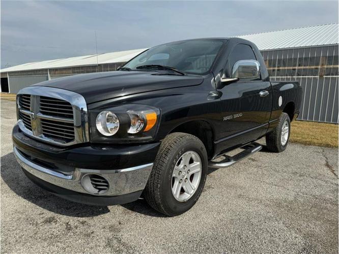 2007 dodge ram 1500 in staunton, illinois