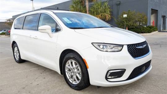 2022 chrysler pacifica touring l