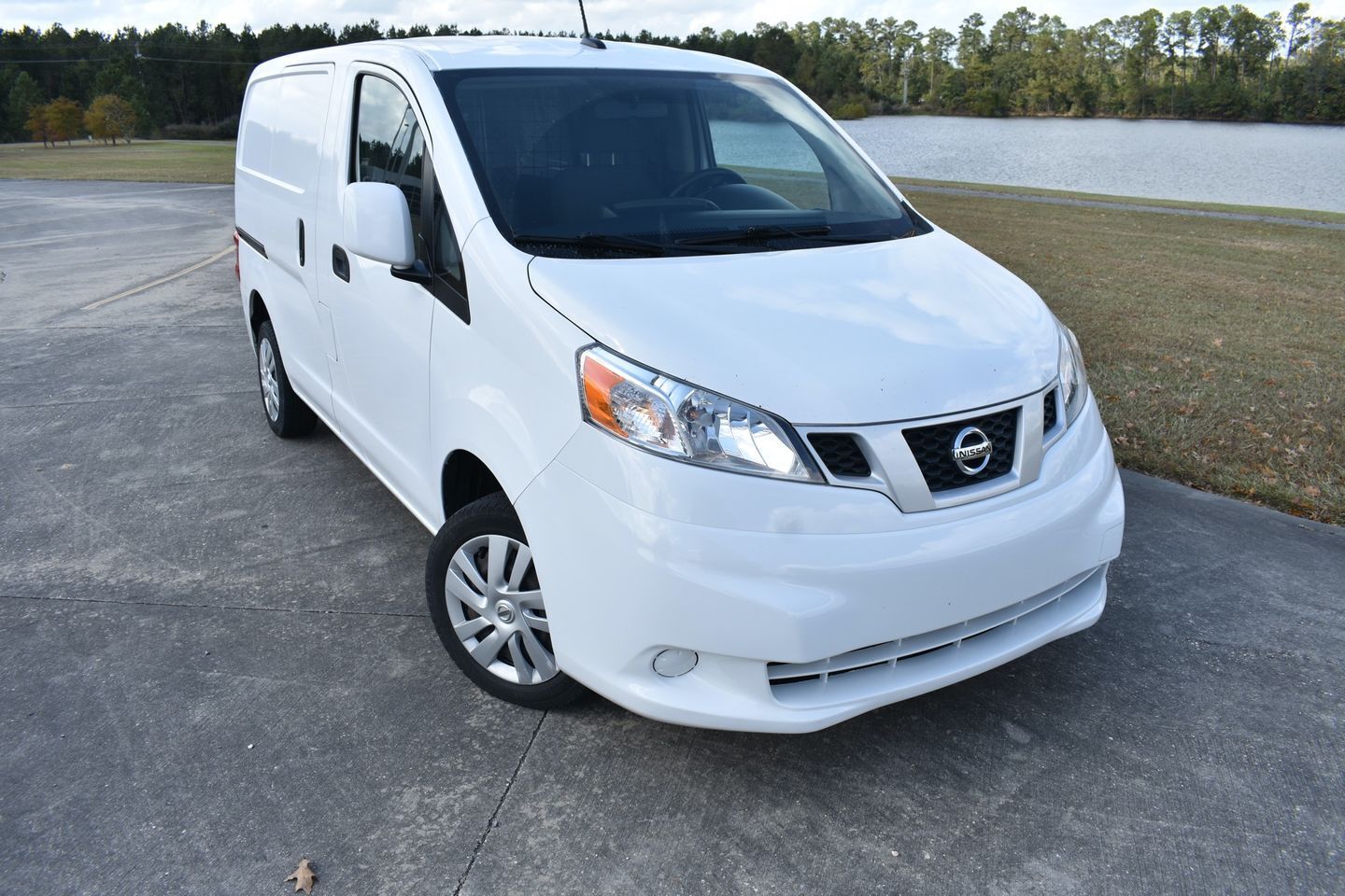 2021 nissan nv sv