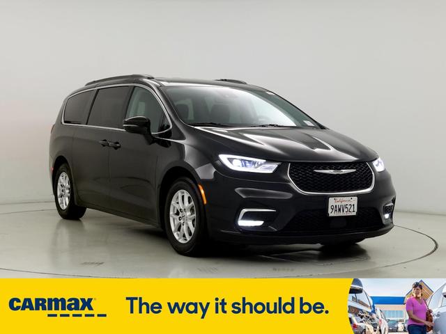 2022 chrysler pacifica touring l
