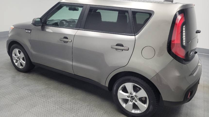 2019 kia soul base