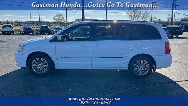 2014 chrysler town & country touring-l