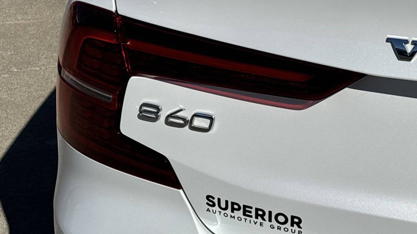 2022 volvo s60 b5 momentum