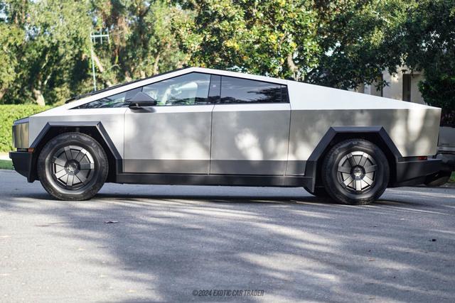 2024 tesla cybertruck cyberbeast