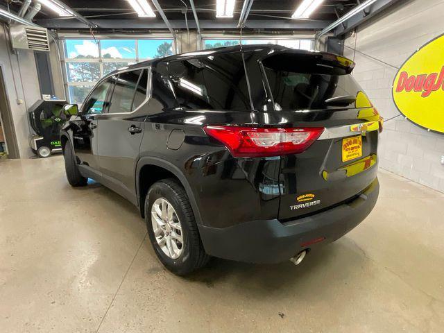 2021 chevrolet traverse ls